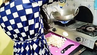 Indian Bhabhi Cooking In Kitchen And Step-brother In Law Fucking